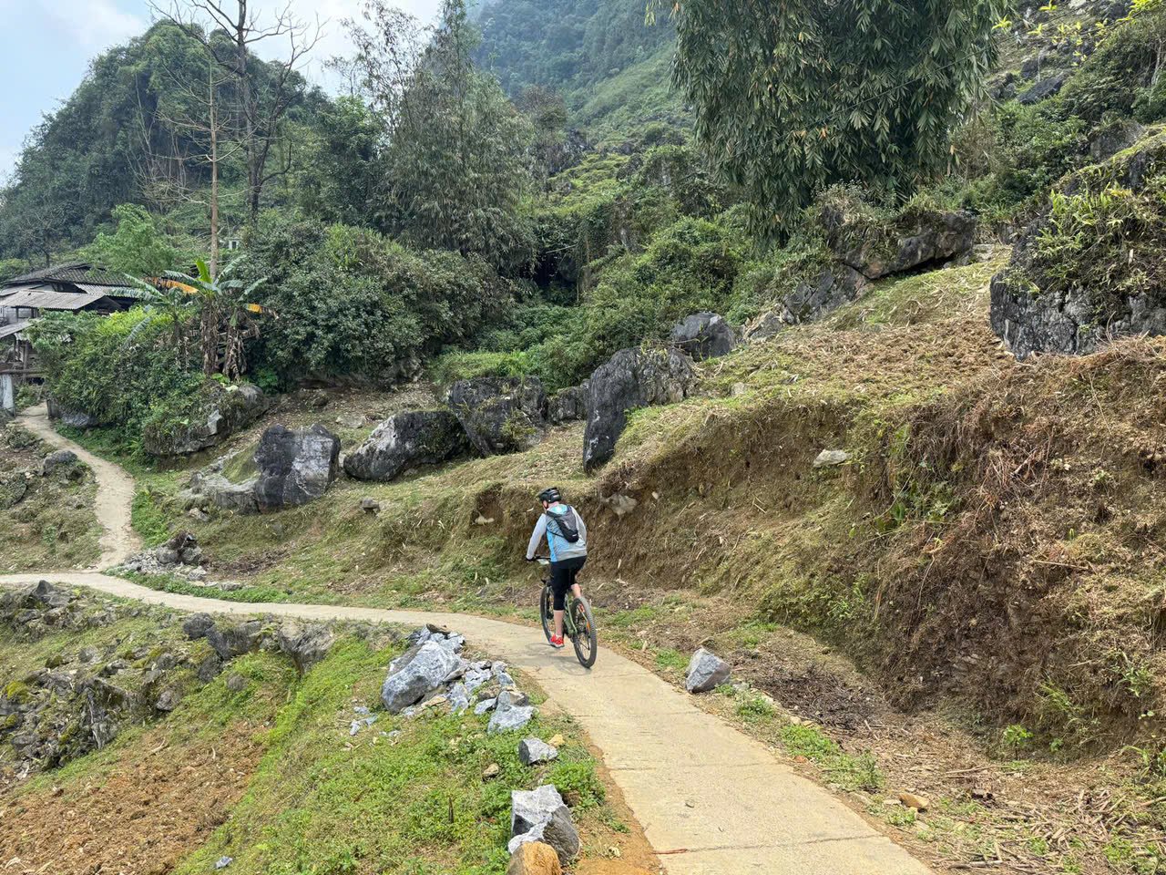 The Thrill of the Wild: A Definitive Guide to Off Road Cycling in Vietnam